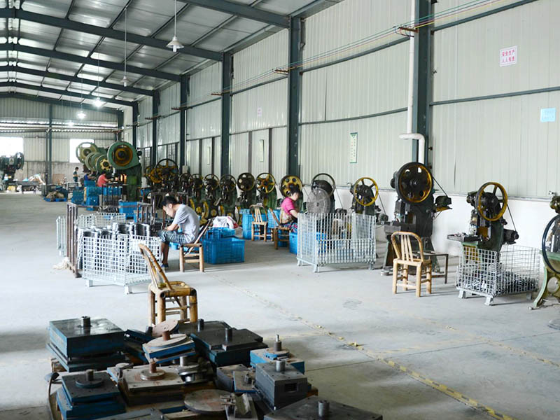 開(kāi)一家五金加工廠(chǎng)需要哪些設(shè)備？